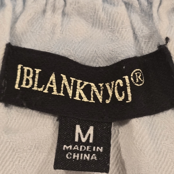 BLANKNYC 411 Top Size Medium Light Blue Fade Ruffled Tie Front 100% Cotton. - Picture 7 of 11